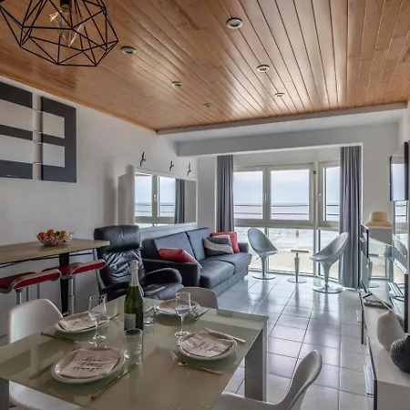 Modern With Seaview T8 *